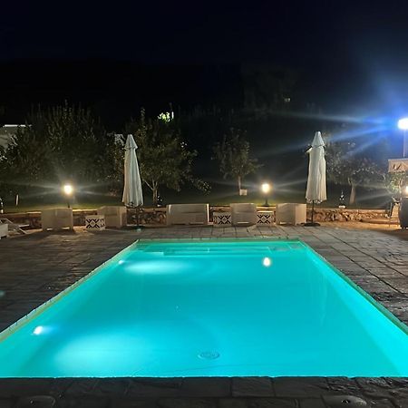 Borgo Mincuccio Bed & Breakfast ออสตูนี ภายนอก รูปภาพ