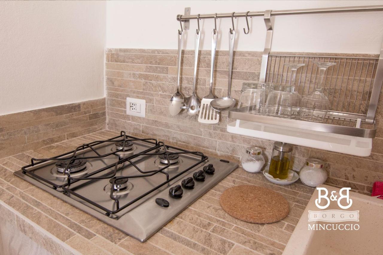 Borgo Mincuccio Bed & Breakfast ออสตูนี ภายนอก รูปภาพ