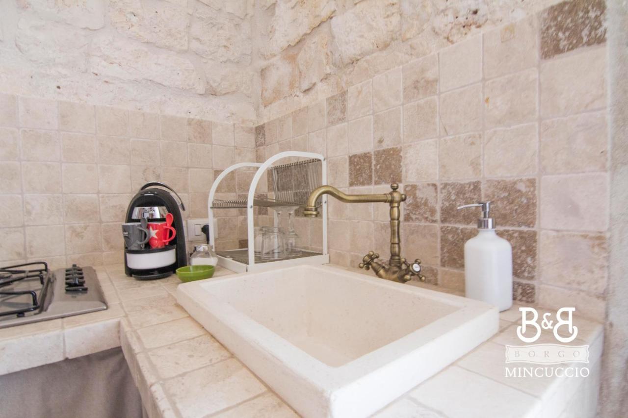 Borgo Mincuccio Bed & Breakfast ออสตูนี ภายนอก รูปภาพ