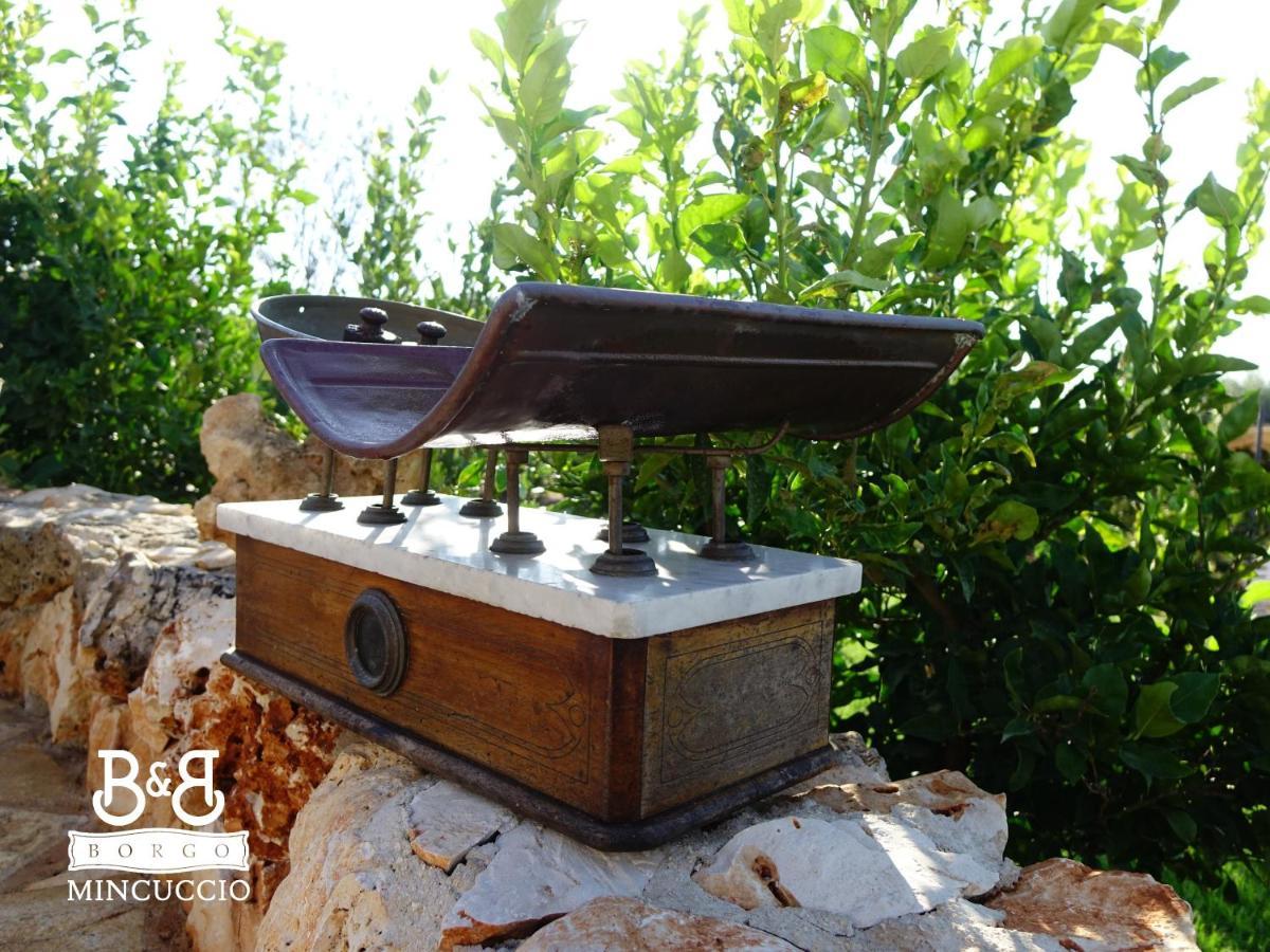Borgo Mincuccio Bed & Breakfast ออสตูนี ภายนอก รูปภาพ